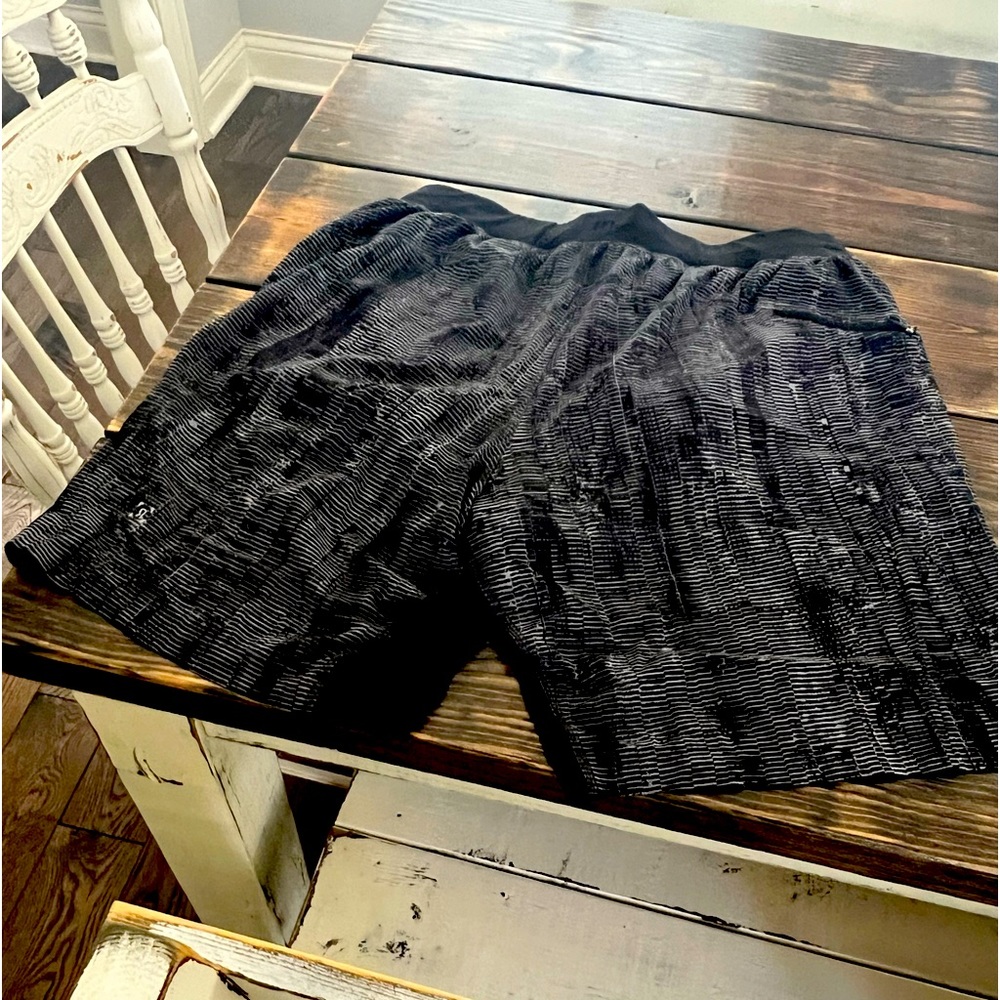 Lululemon T.H.E. Short *Luxtreme Liner 9"